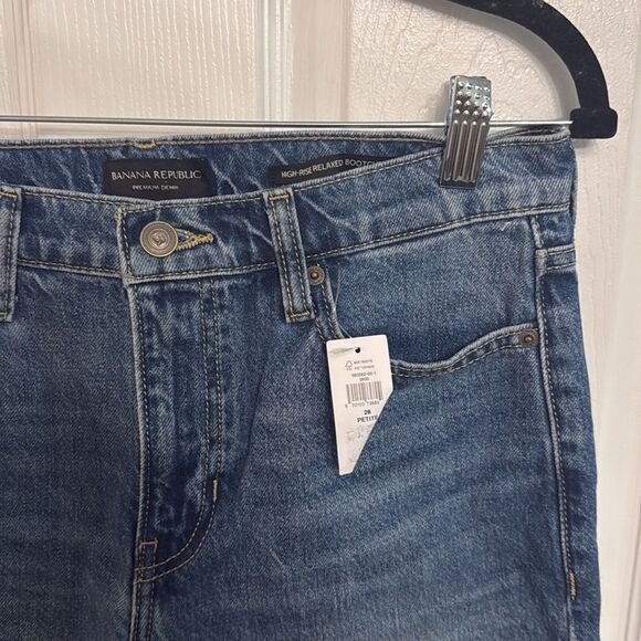 Banana Republic Women's High-Rise Relaxed Bootcut Jeans Medium Wash Size 28P NWT - Picture 5 of 8